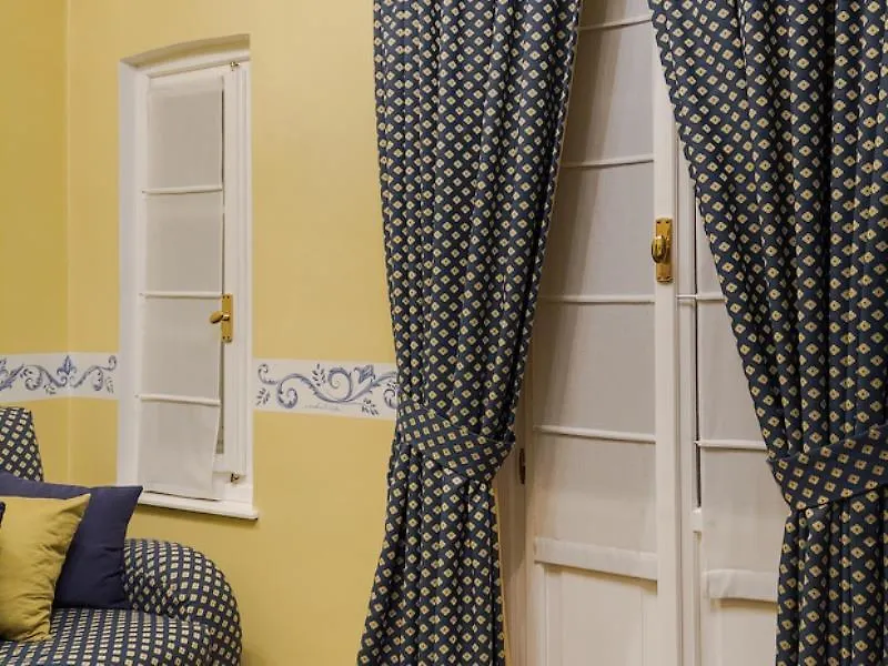 Διαμέρισμα Residence Tynska Πράγα