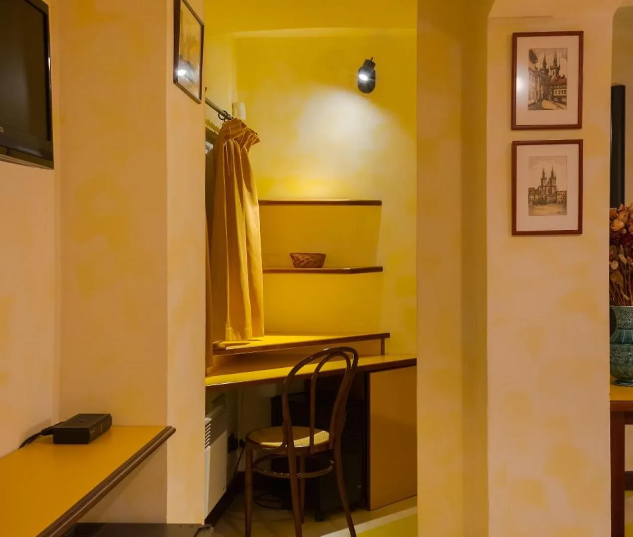 Residence Tynska Prague