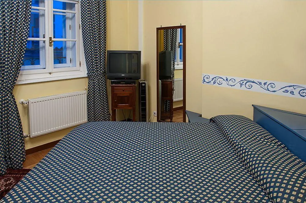 Residence Tynska Prague 0*,  Czech Republic